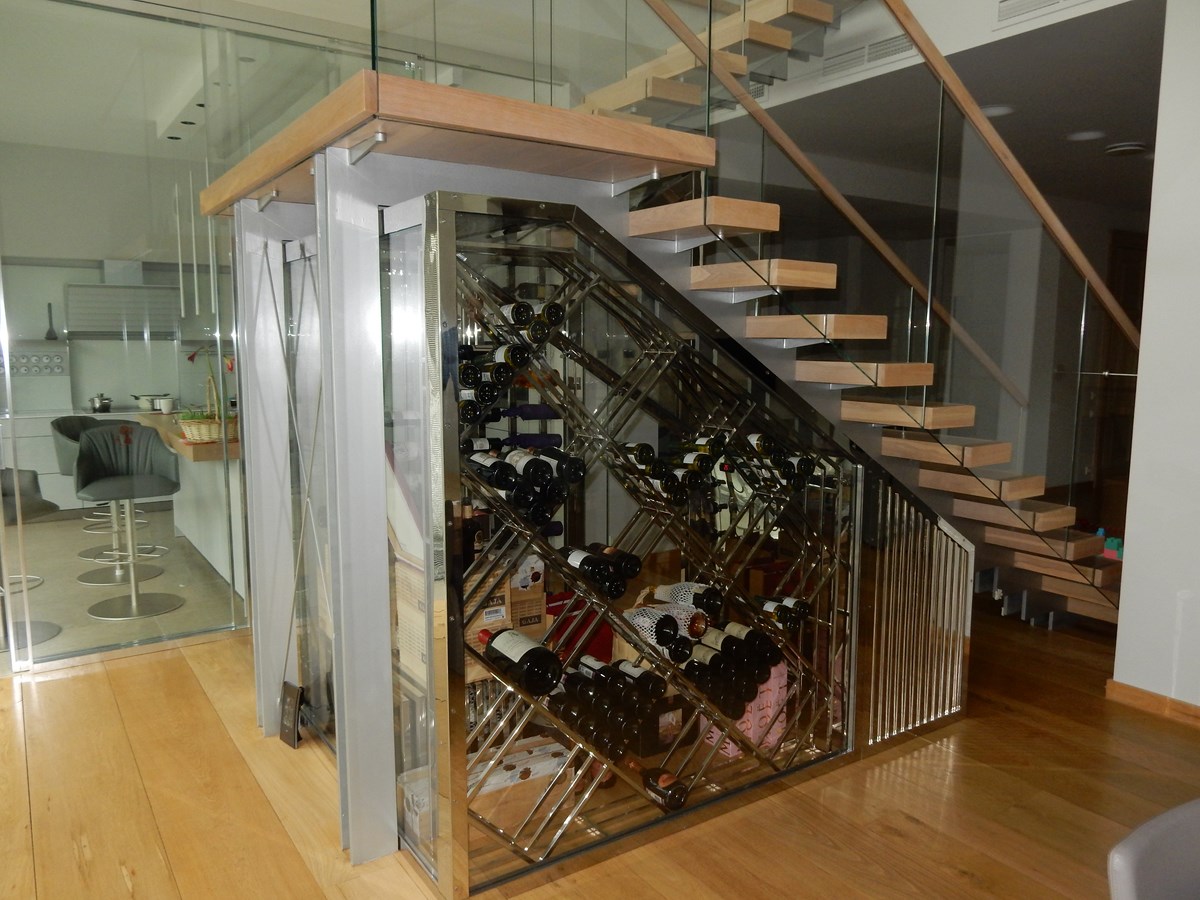 Винная комната в жилой зоне