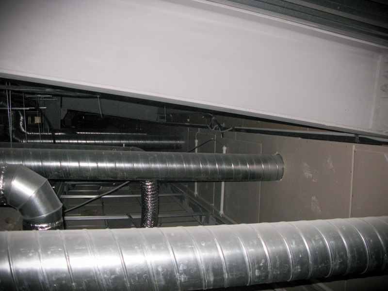 Офис и склад магазина сантехники SantX