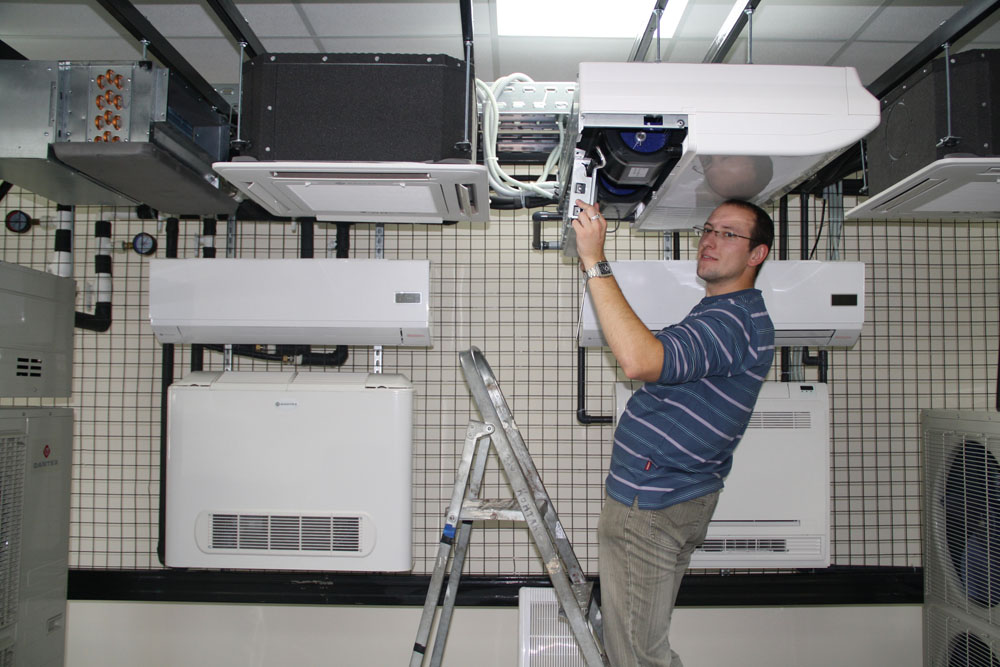 В академии Dantex произведен пробный запуск климатического оборудования В академии Dantex произведен пробный запуск климатического оборудования