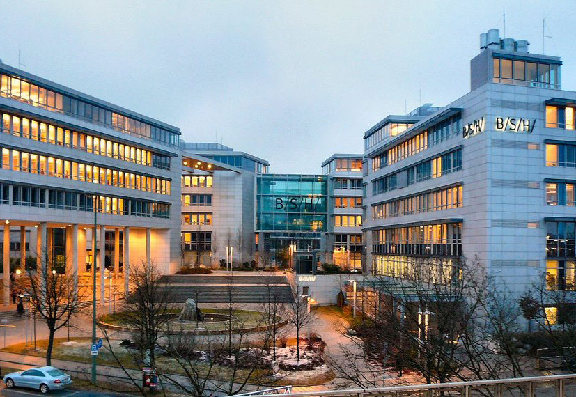 Разошлись, как в море корабли