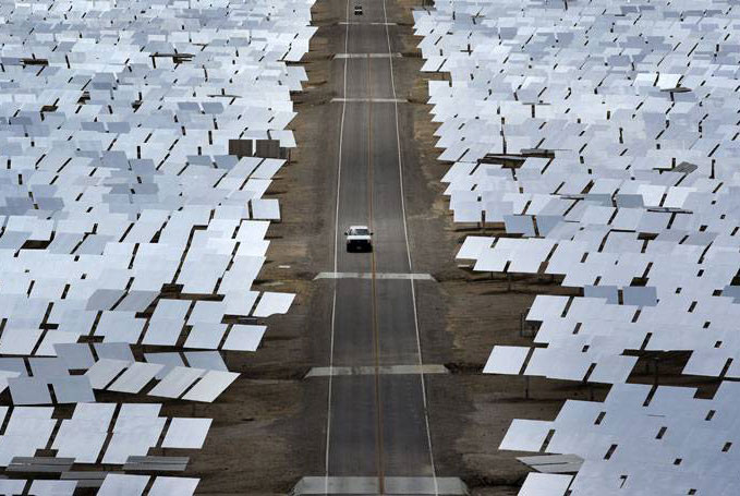 гелиотермальной электоростанции Ivanpah Solar Electric Generating System