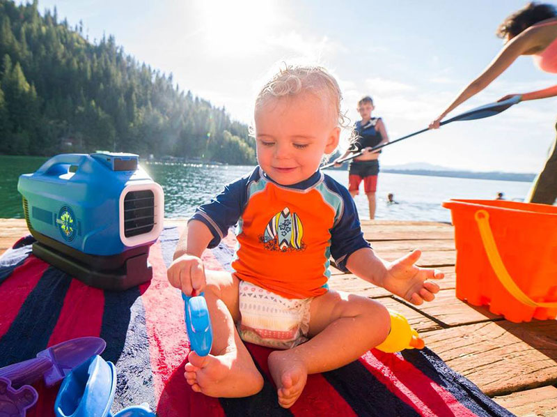 Мобильный кондиционер не только охлаждает, но и заряжает гаджеты