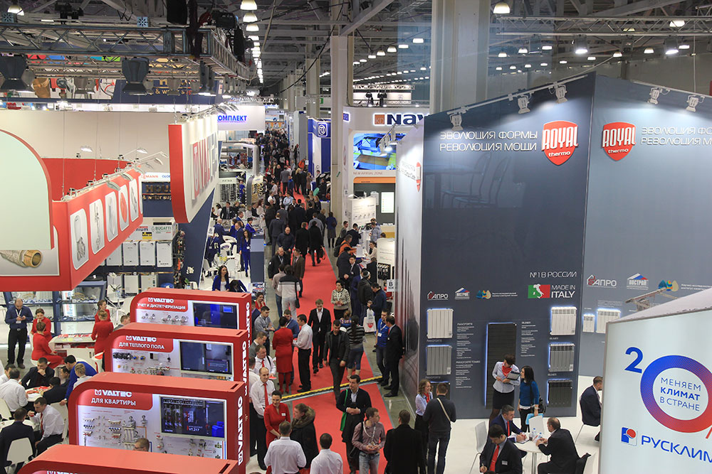 Первый день выставки Aquatherm Moscow в фотографиях