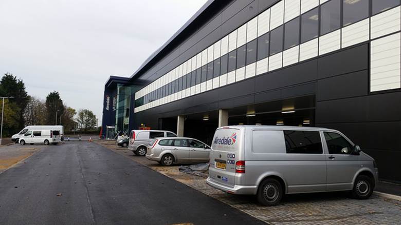 Завершено строительство производственно-офисного комплекса в г. Лидс, Западный Йоркшир, Англия