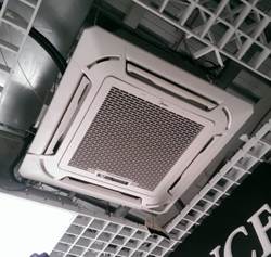 Опыт применения систем Midea MIV V5 в современном торговом центре