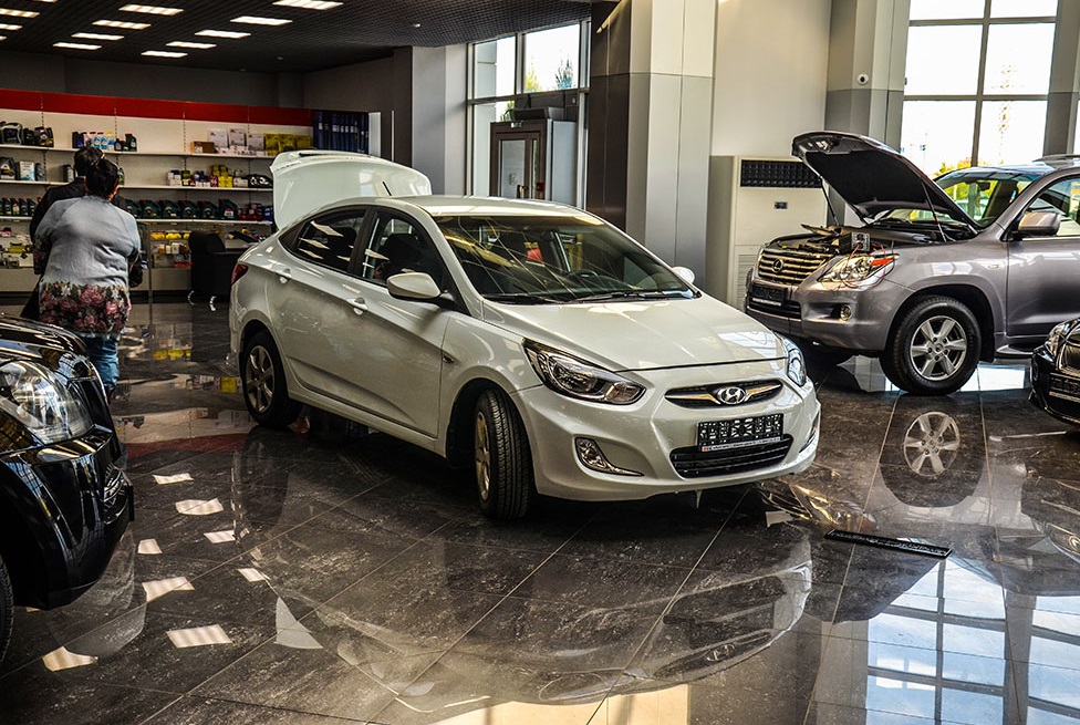 Колонные сплит-системы MDV большой мощности в автосалоне в Тольятти