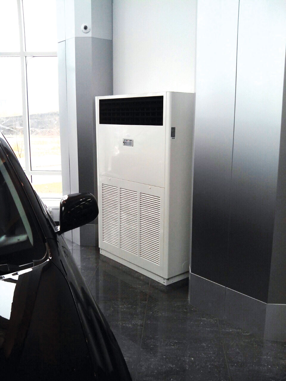 Колонные сплит-системы MDV большой мощности в автосалоне в Тольятти