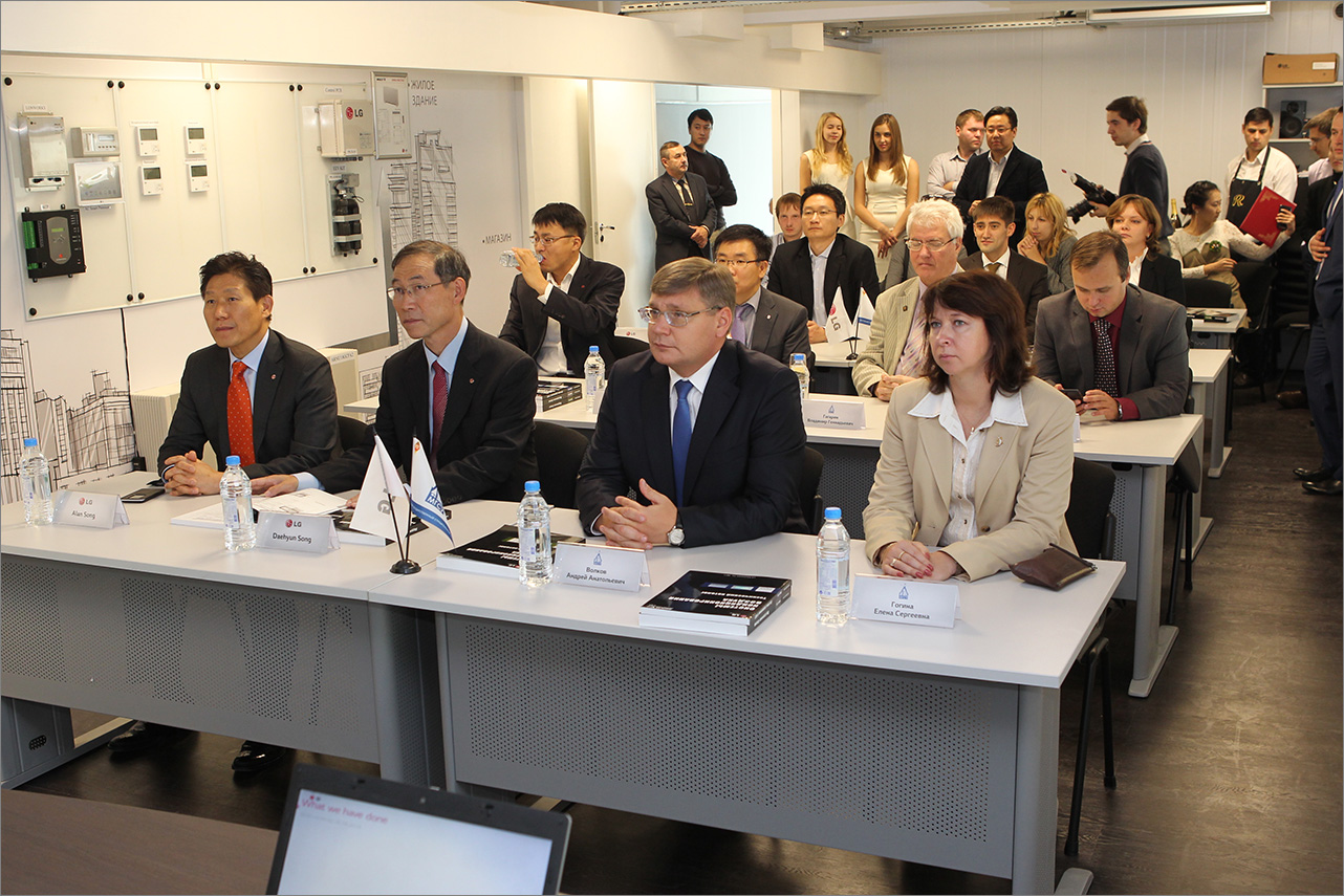 LG Electronics и МГСУ объявляют о наборе в группы дополнительного образования на базе совместной лаборатории