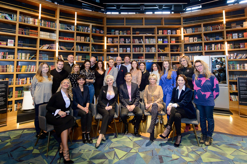 Ультра премиальный бренд LG SIGNATURE поговорил об искусстве с российскими знаменитостями