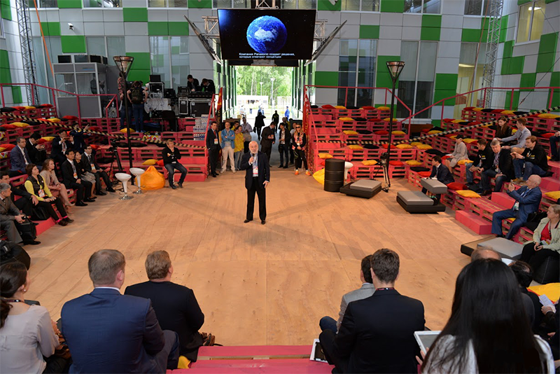 Визит представителей ГК на StartupVillage -15 в Сколково