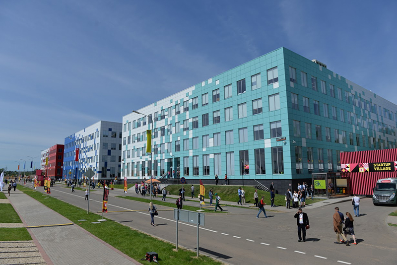 Визит представителей ГК на StartupVillage -15 в Сколково