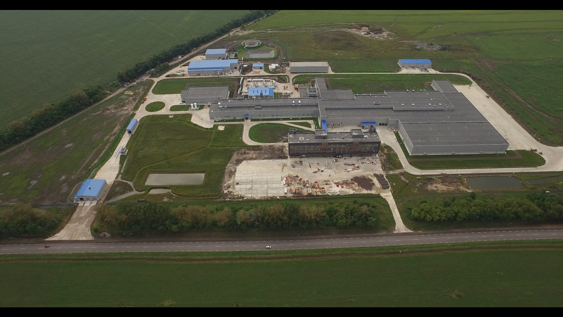 В Курской области запущен новейший комплекс по переработке мяса «Агропромкомплектация – Курск»