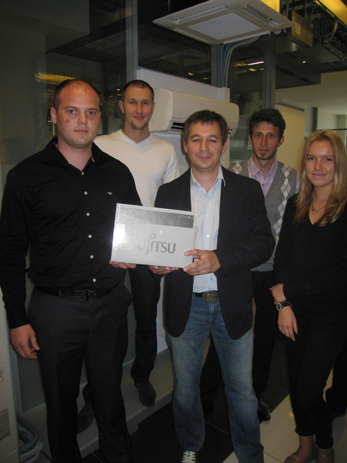 Награждение рекордсмена партнерской акции СЕЗОН РЕКОРДОВ FUJITSU в Санкт-Петербурге.